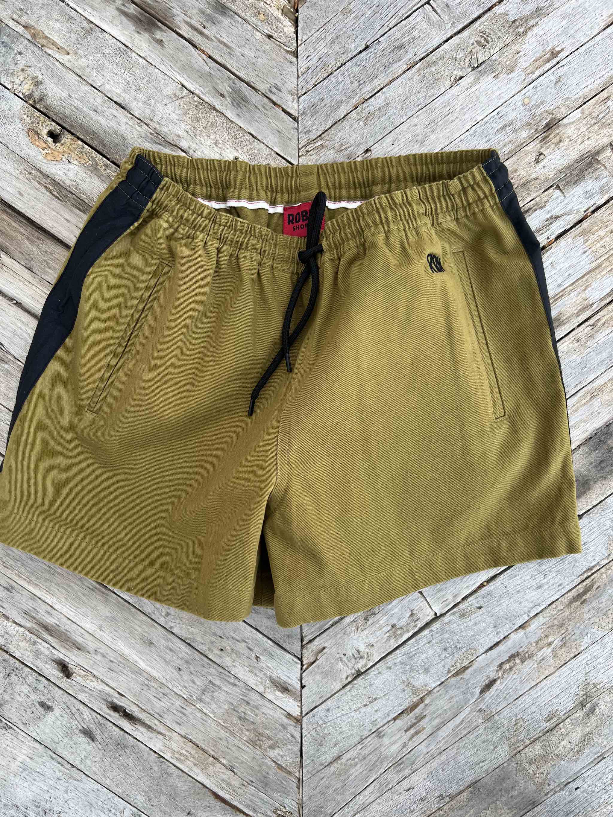 ROBIN-SHORTS für Jungen Style `ROBINSON´ Khaki