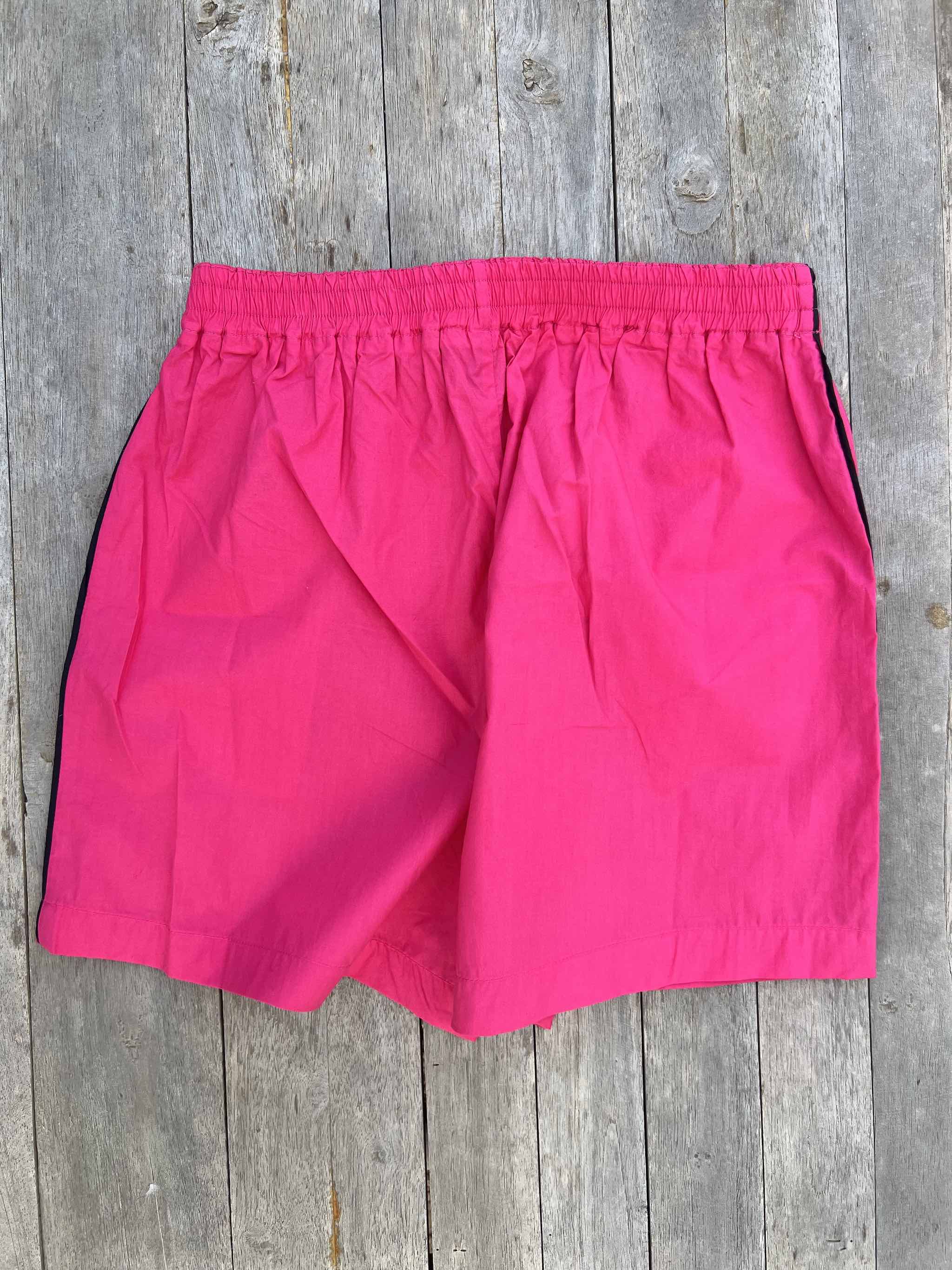 ROBIN SHORTS für Mädchen - Modell „Bondi‟ Pink mit Seitenstreifen-3