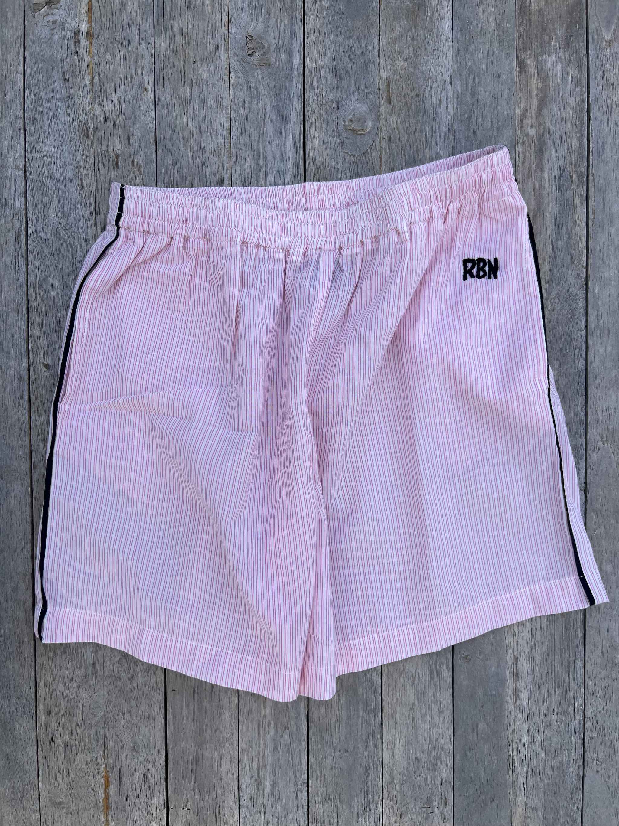 ROBIN SHORTS für Mädchen - Modell `Bondi´ Hellrosa mit Seitenstreifen