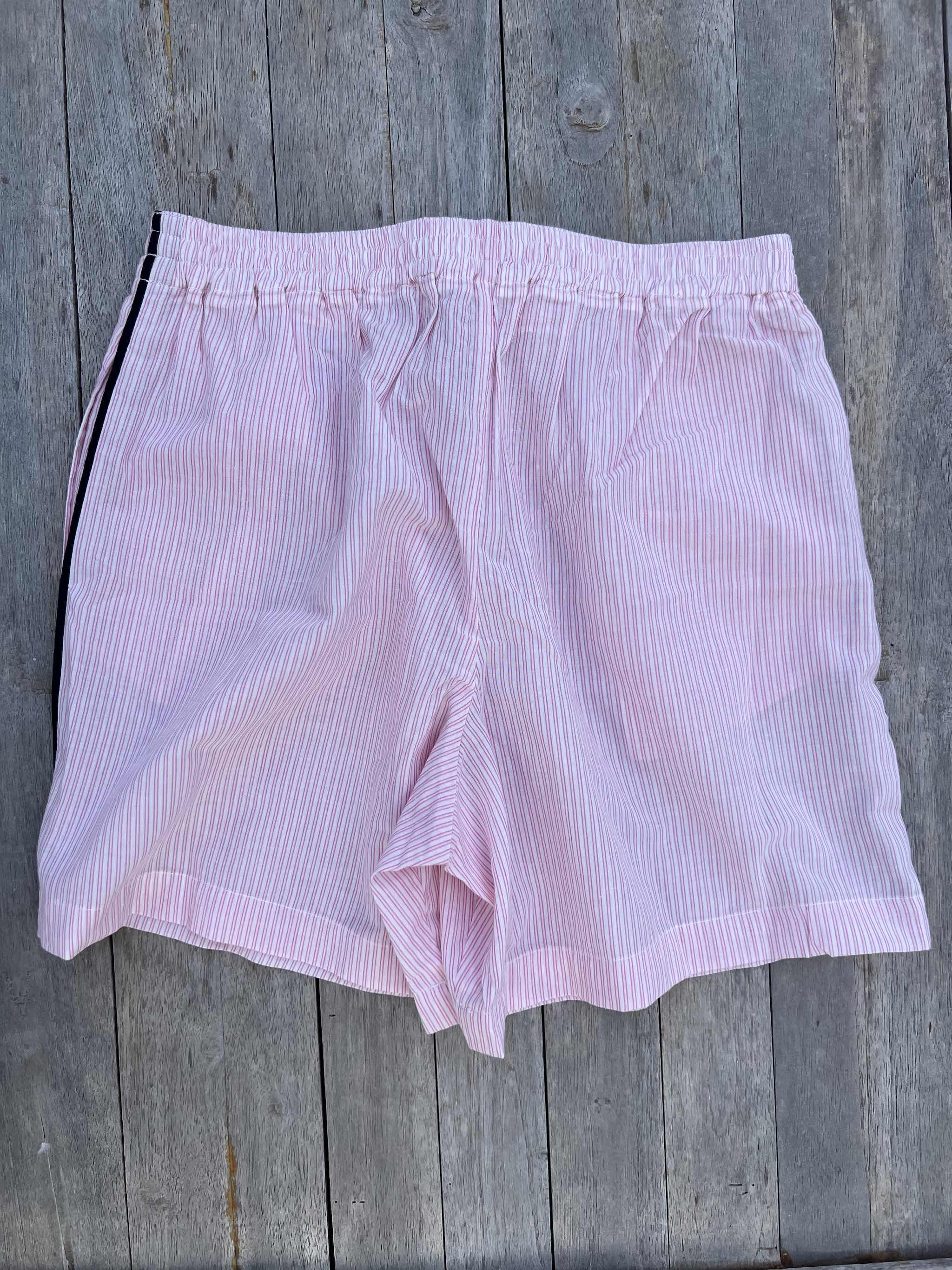 ROBIN SHORTS für Mädchen - Modell `Bondi´ Hellrosa mit Seitenstreifen-2