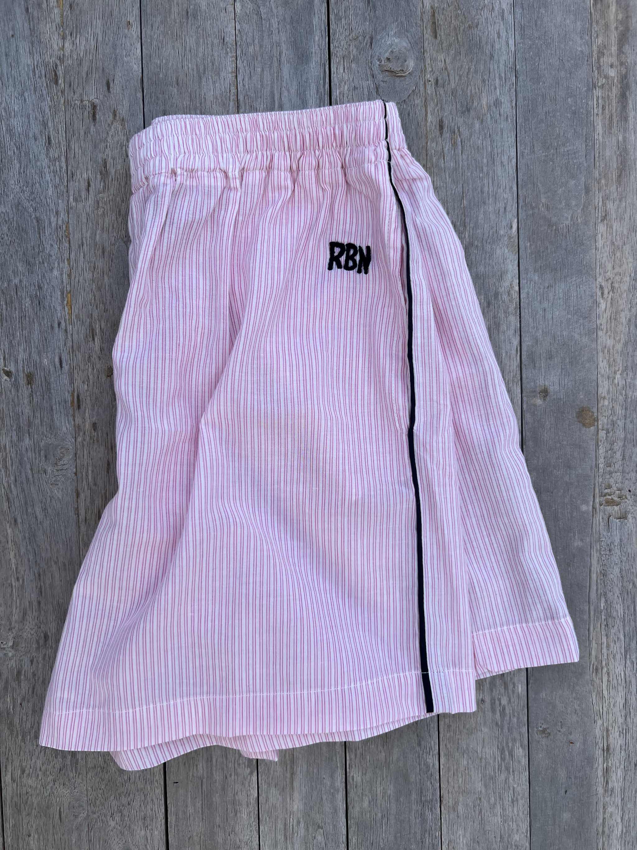 ROBIN SHORTS für Mädchen - Modell `Bondi´ Hellrosa mit Seitenstreifen-3