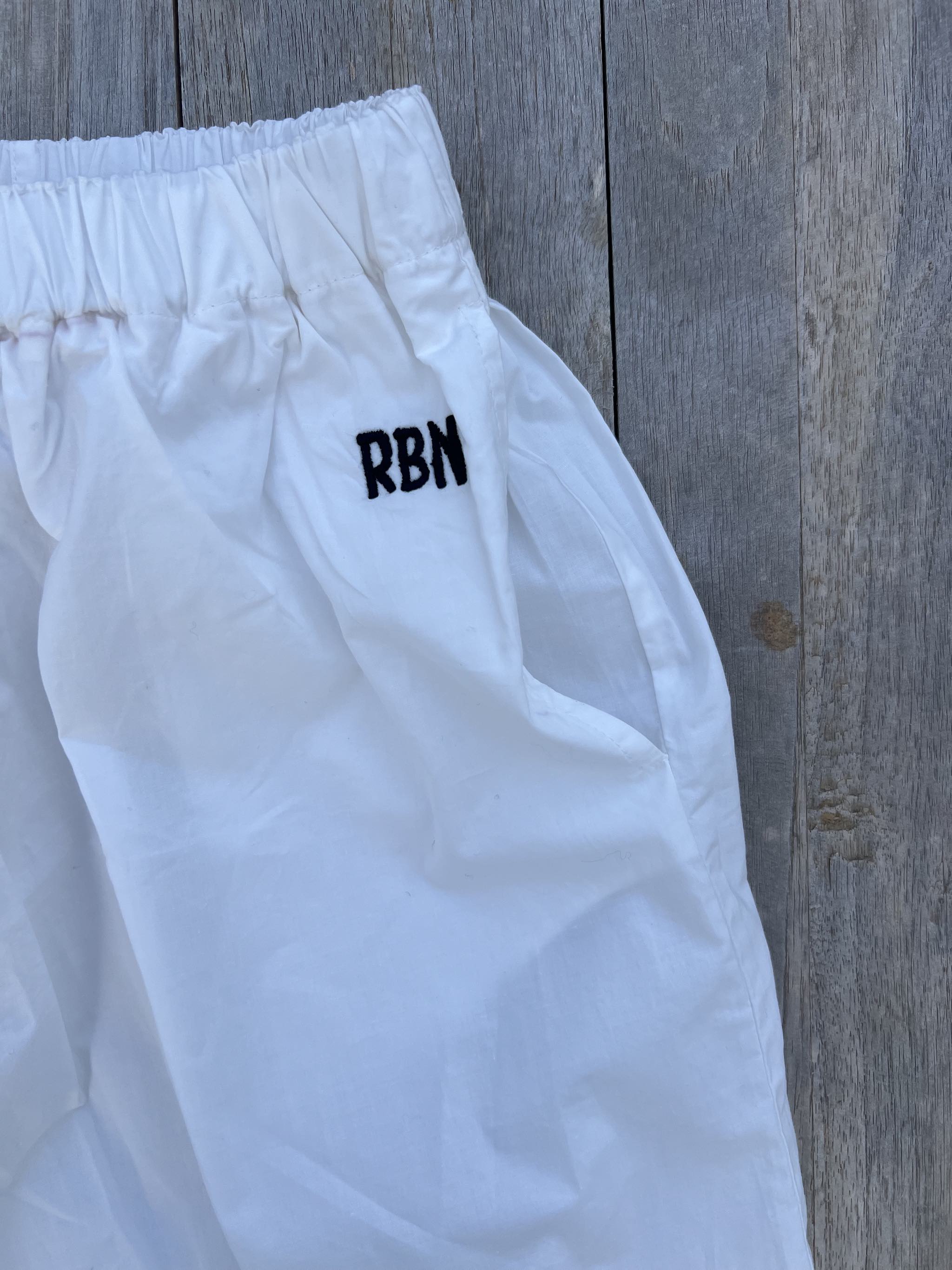ROBIN SHORTS für Mädchen – Modell `SULUBAN´ Weiß