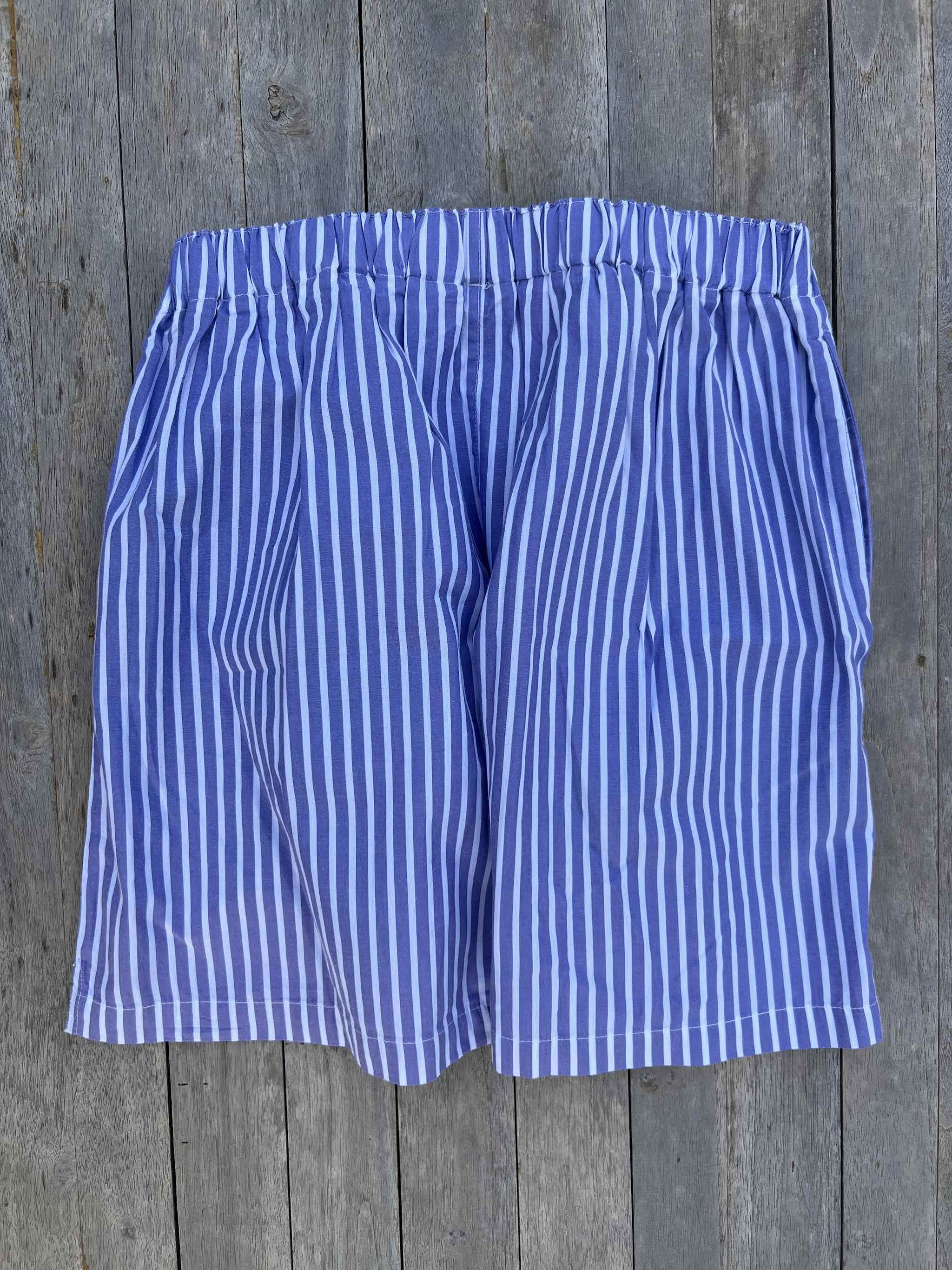 ROBIN SHORTS für Mädchen - Modell `SULUBAN´ blau/weiß gestreift-2