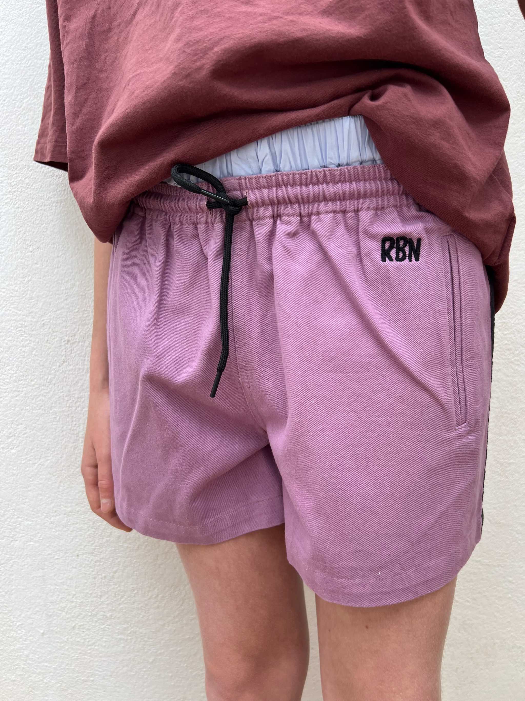 ROBIN-SHORTS für Jungen Modell „ROBINSON“ Hell-Lila-3