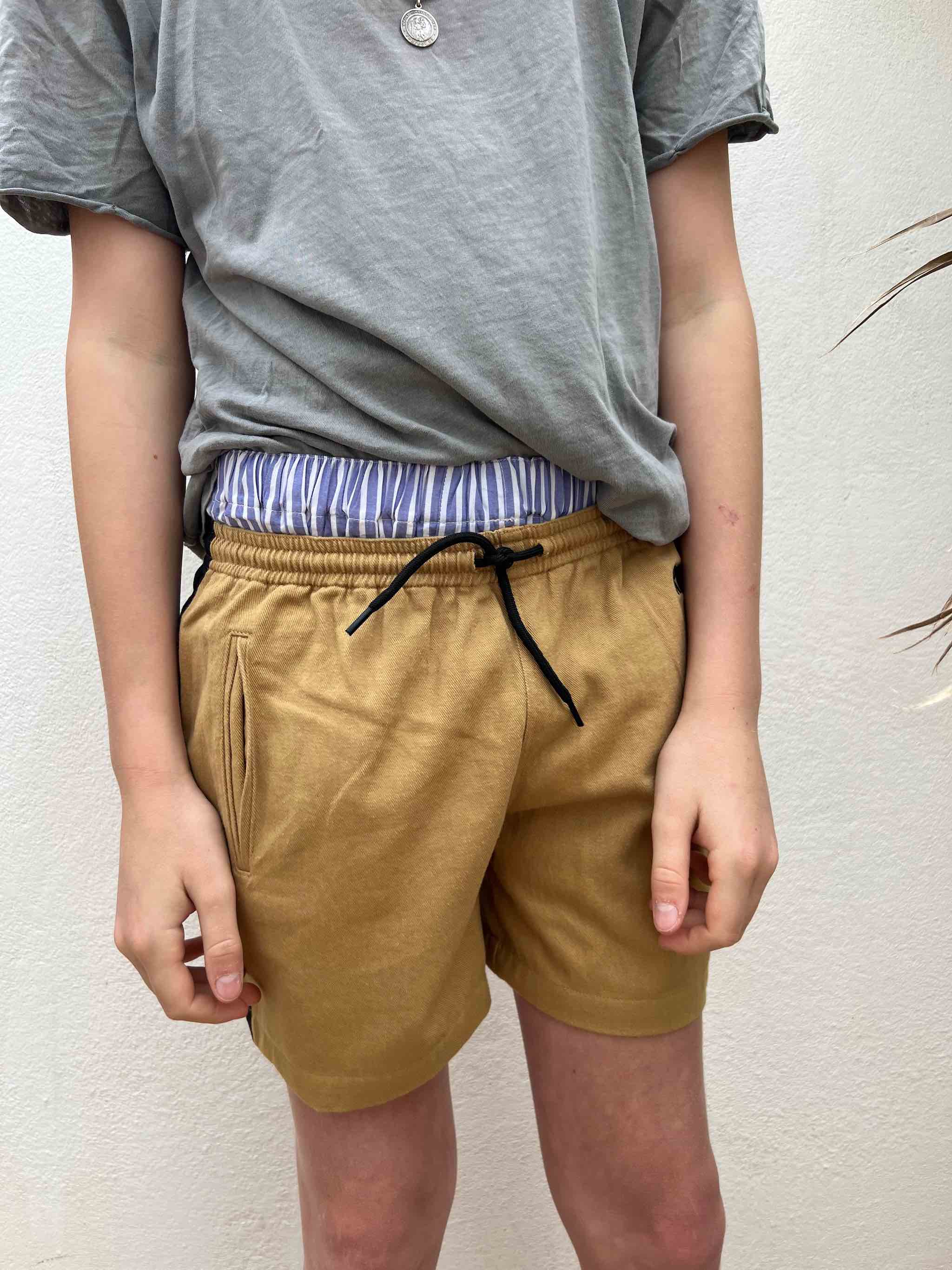 ROBIN-SHORTS für Jungen Modell „ROBINSON“ Beige-3