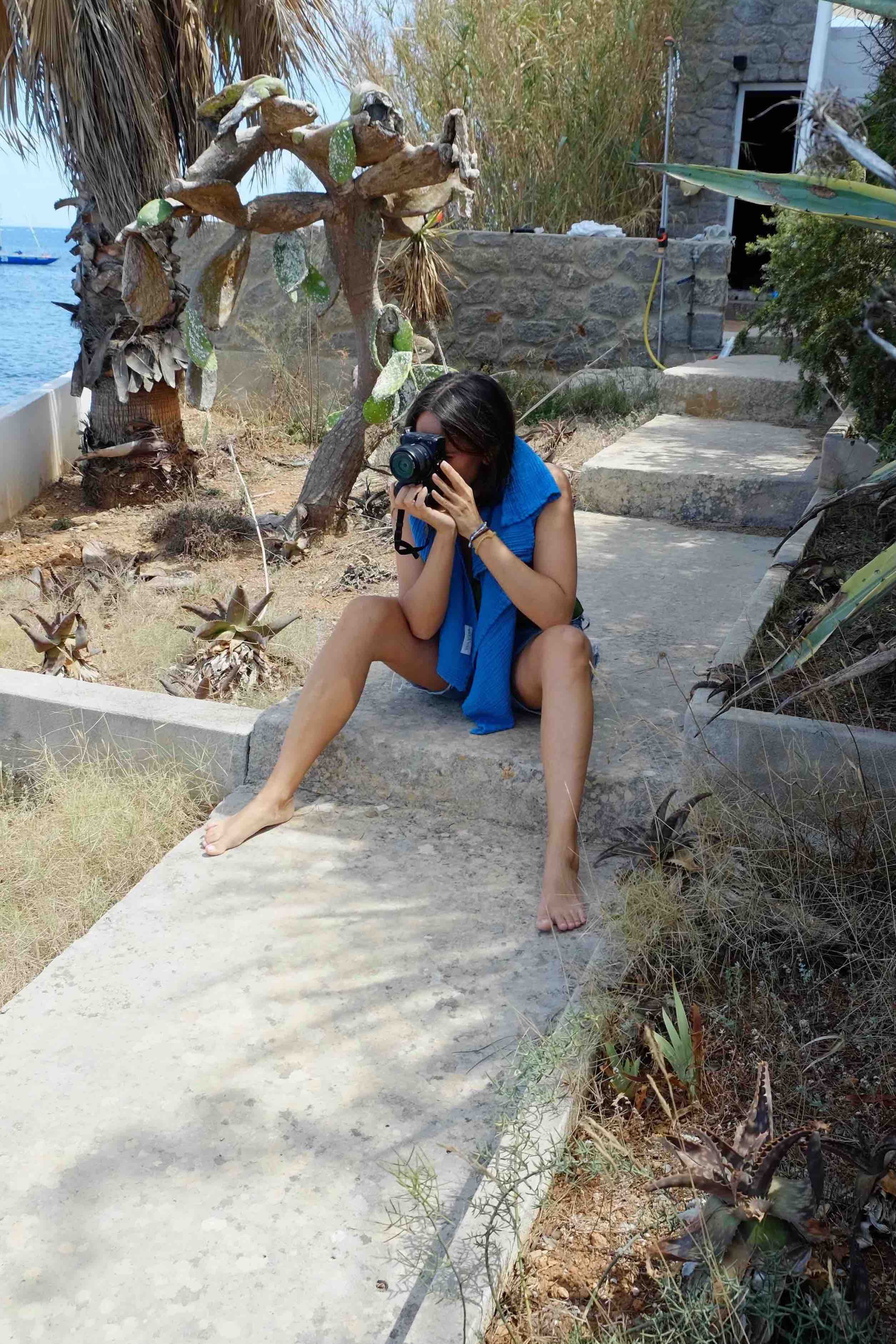 WAYDA Musselin Tuch aus 100% Baumwolle in Faience Blau, Größe BIG 140x140cm.