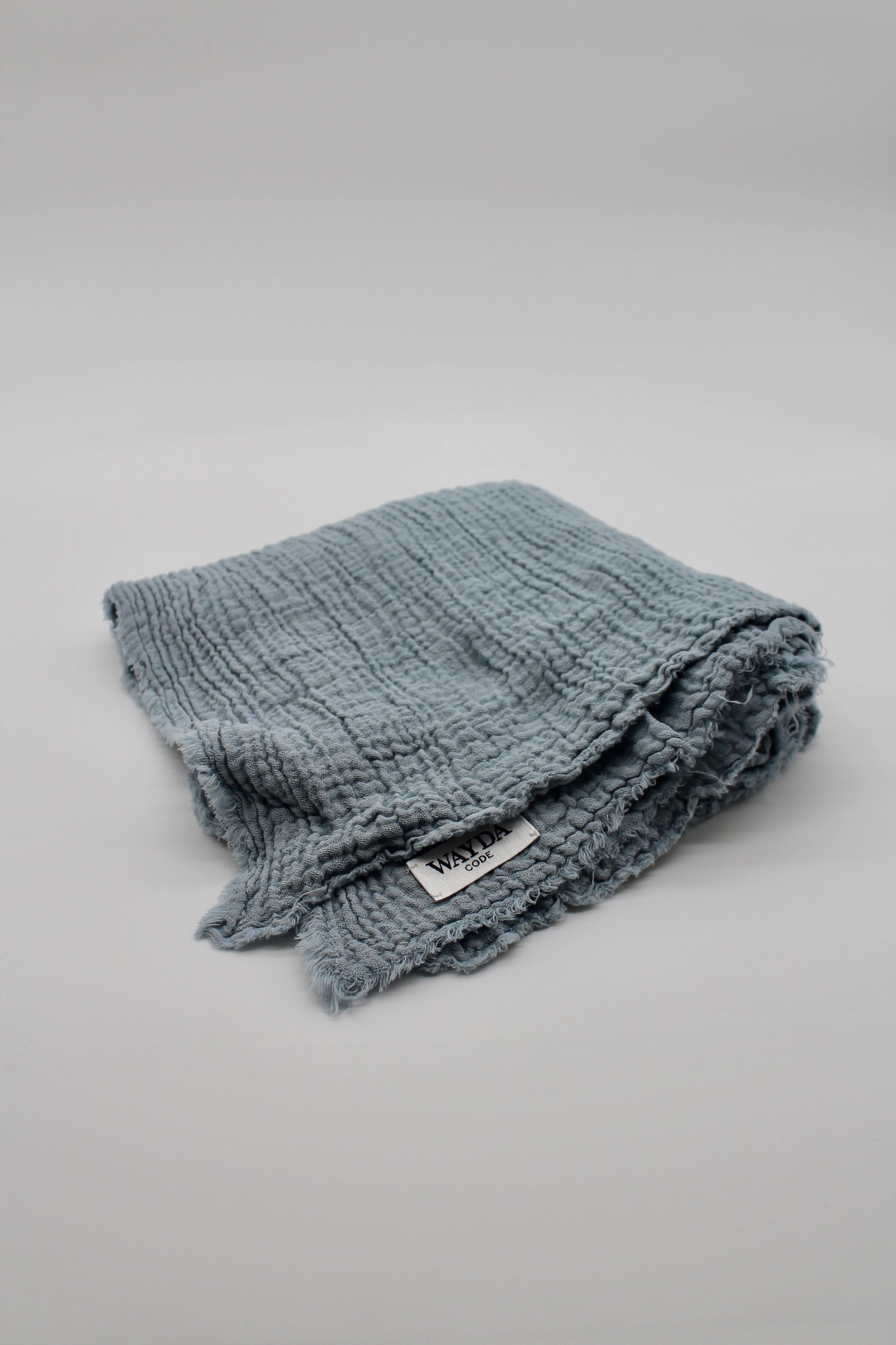 WAYDA muslin cotton scarf in eternity grey version edition – available in sizes 70x70cm, 100x100cm and 140x140cm, woven in Germany