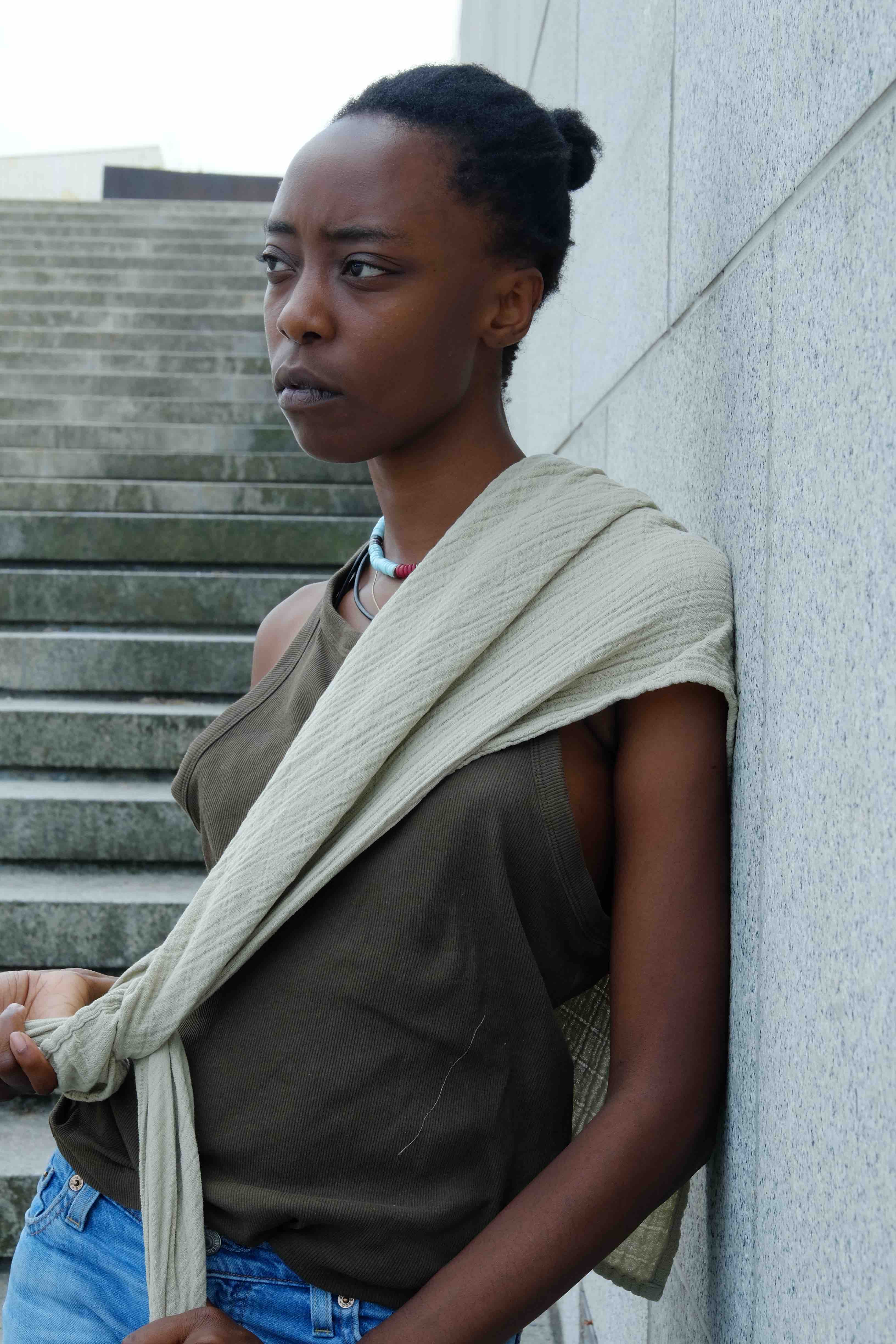 WAYDA muslin cotton scarf in simple eucalyptus – available in sizes 70x70cm, 100x100cm and 140x140cm, woven in Germany